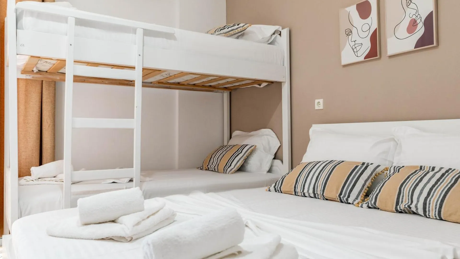 아파트 Private Rooms Graci 사밀 알바니아